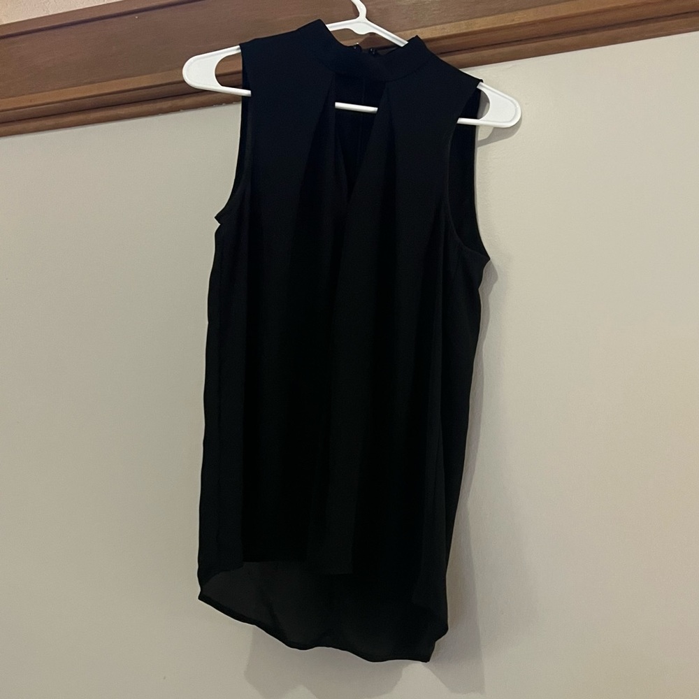 Black sleeveless top